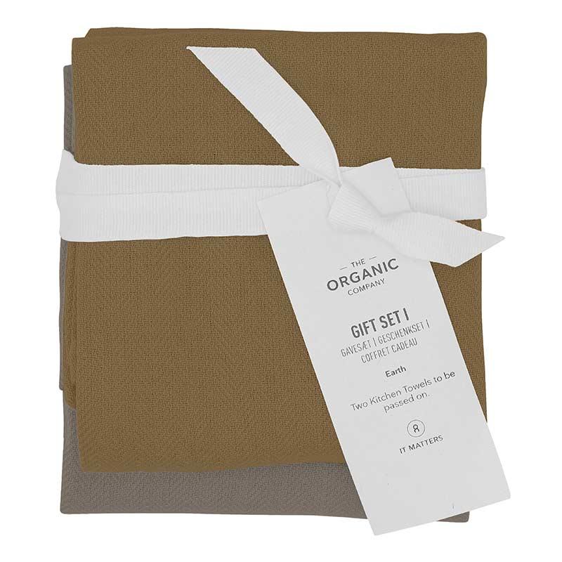 The Organic Company organic cotton towel gift set in Earth (placeholder)