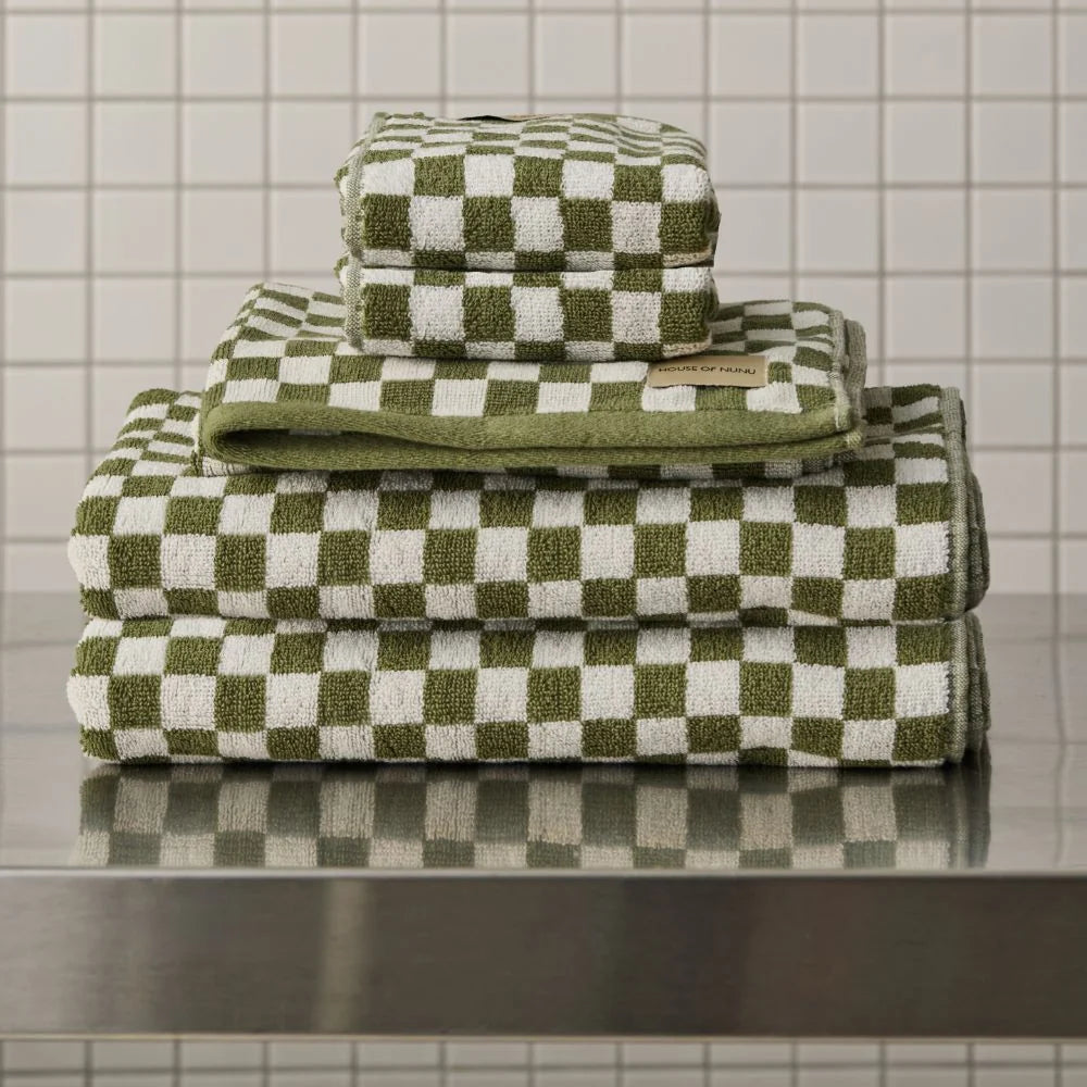 House of Nunu - Olive Green Check - Towel + Bath Mat Set