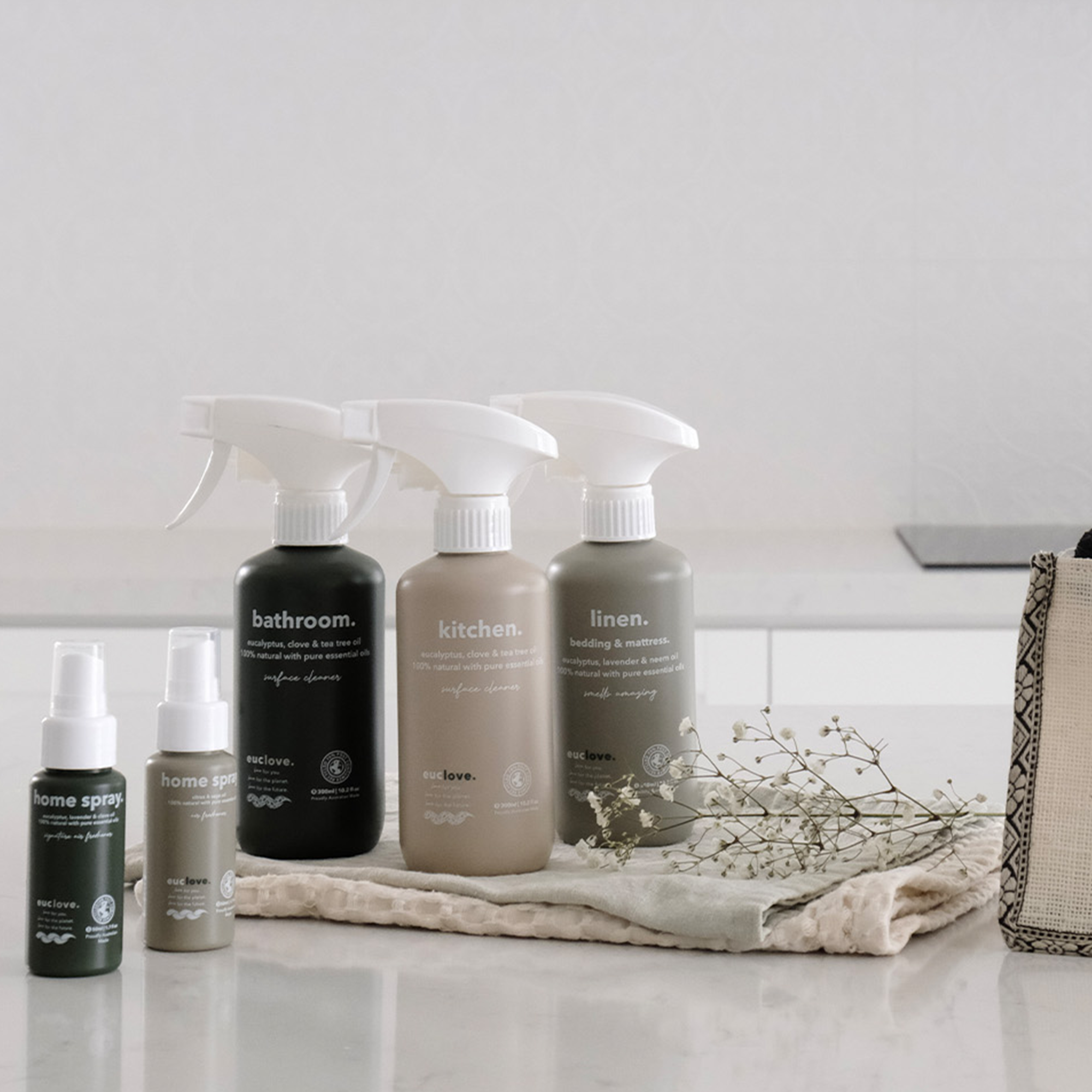 Euclove Bathroom & Mould Cleaner 500ml natural clove spray