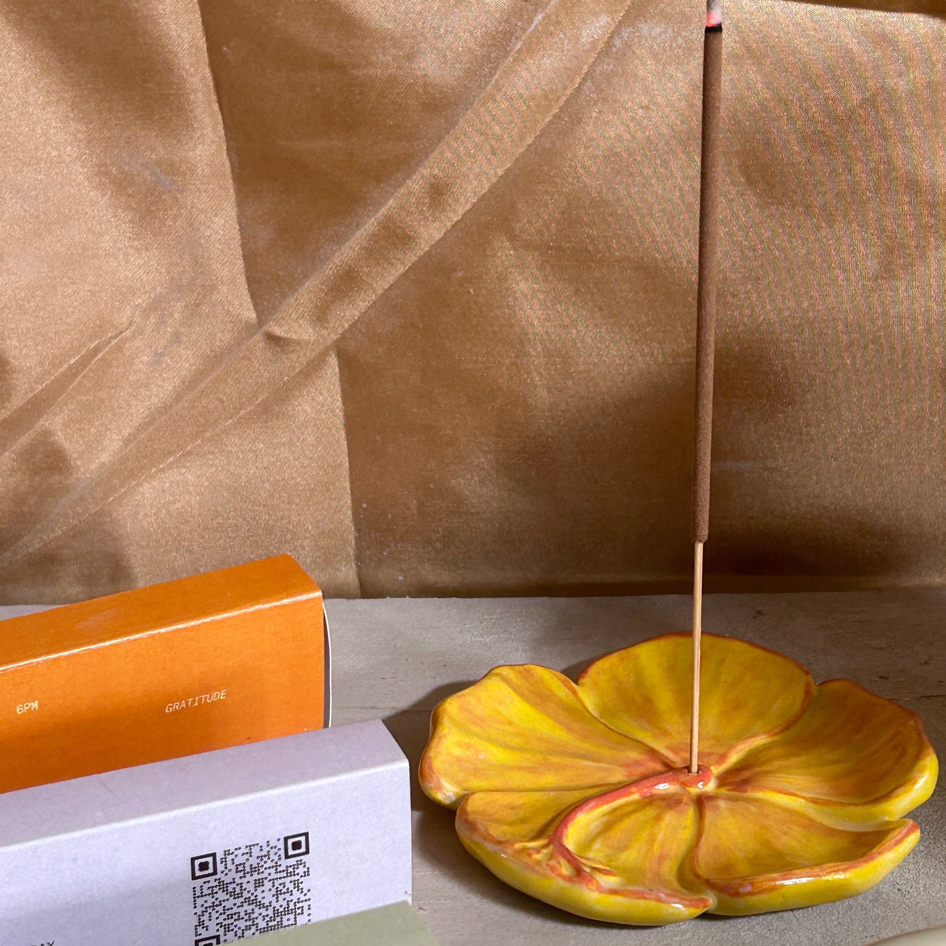 In Time Incense - Hibiscus Ceramic Golden Yellow - Incense Holder