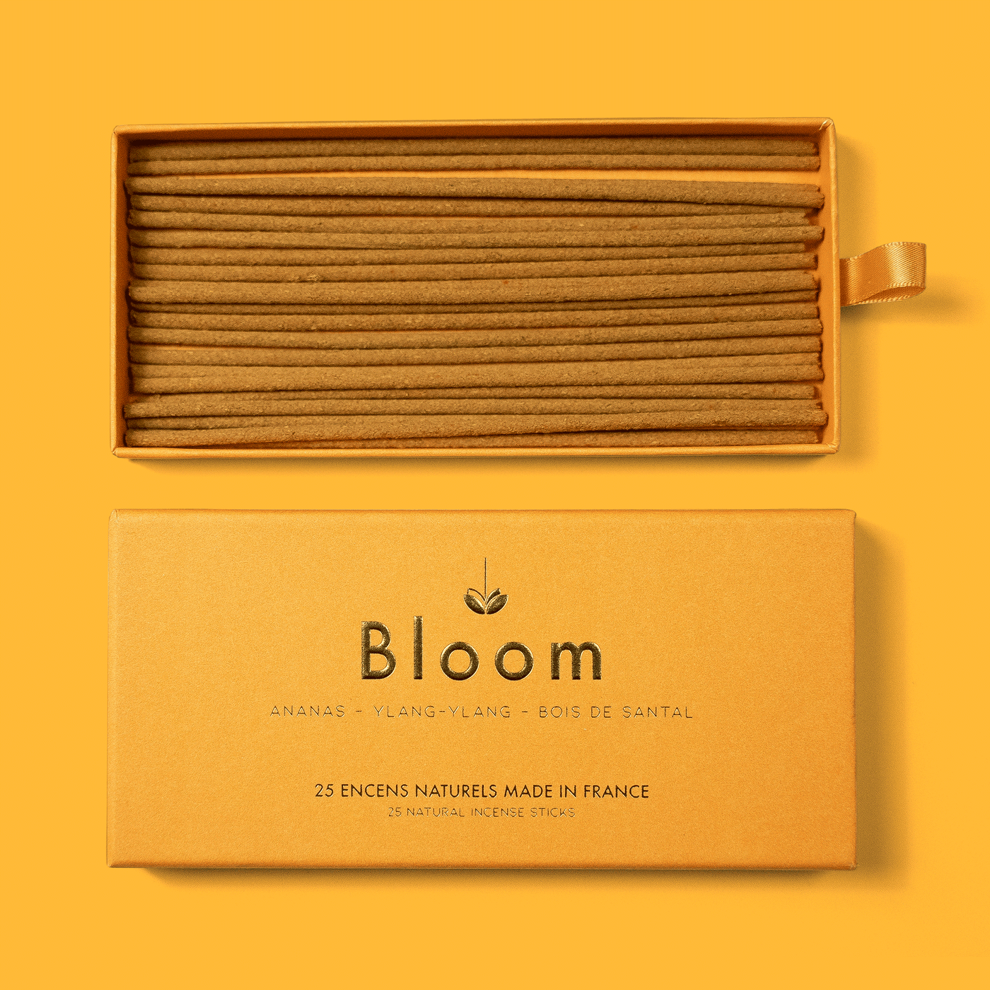 Bloom France Pineapple incense, open box of 25 natural sticks beside the Ananas Ylang-Ylang Bois de Santal box