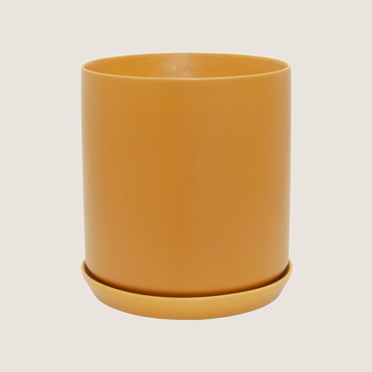Potted XL Oslo planter in tobacco, stoneware with matching saucer